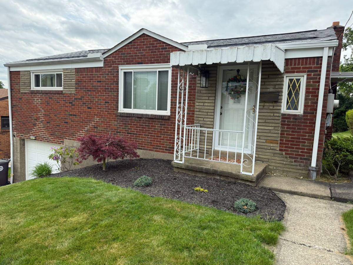 House for rent at 623 Jenne Dr, Pittsburgh, PA 15236