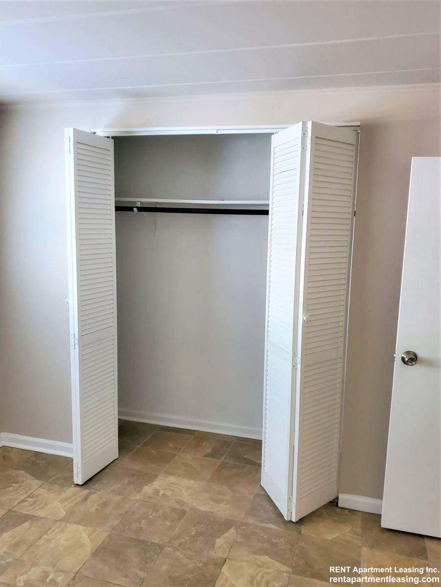 Apartment for rent at 9612 Ivanhoe #2, Schiller Park, IL 60176