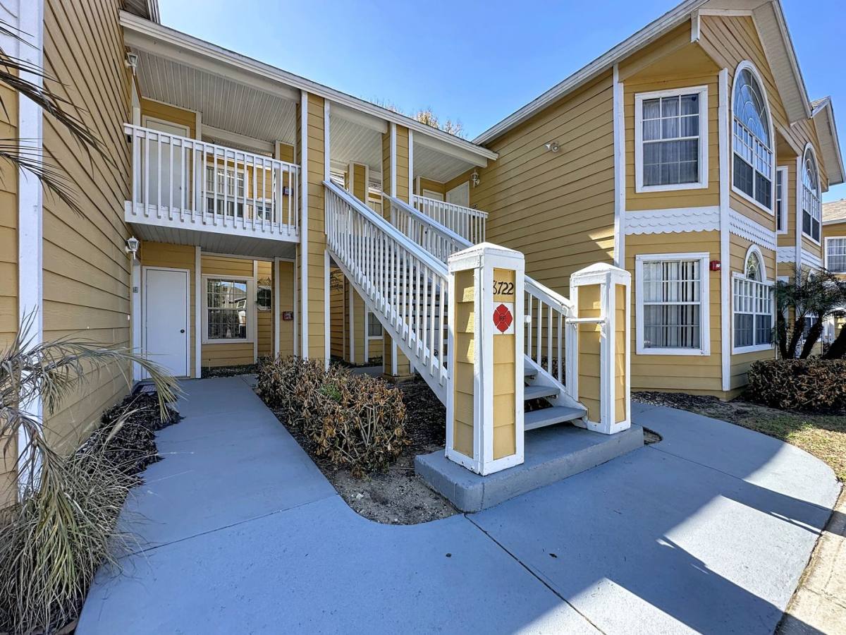 Condo for rent at 8722 Rainforest Place, Kissimmee, FL 34747