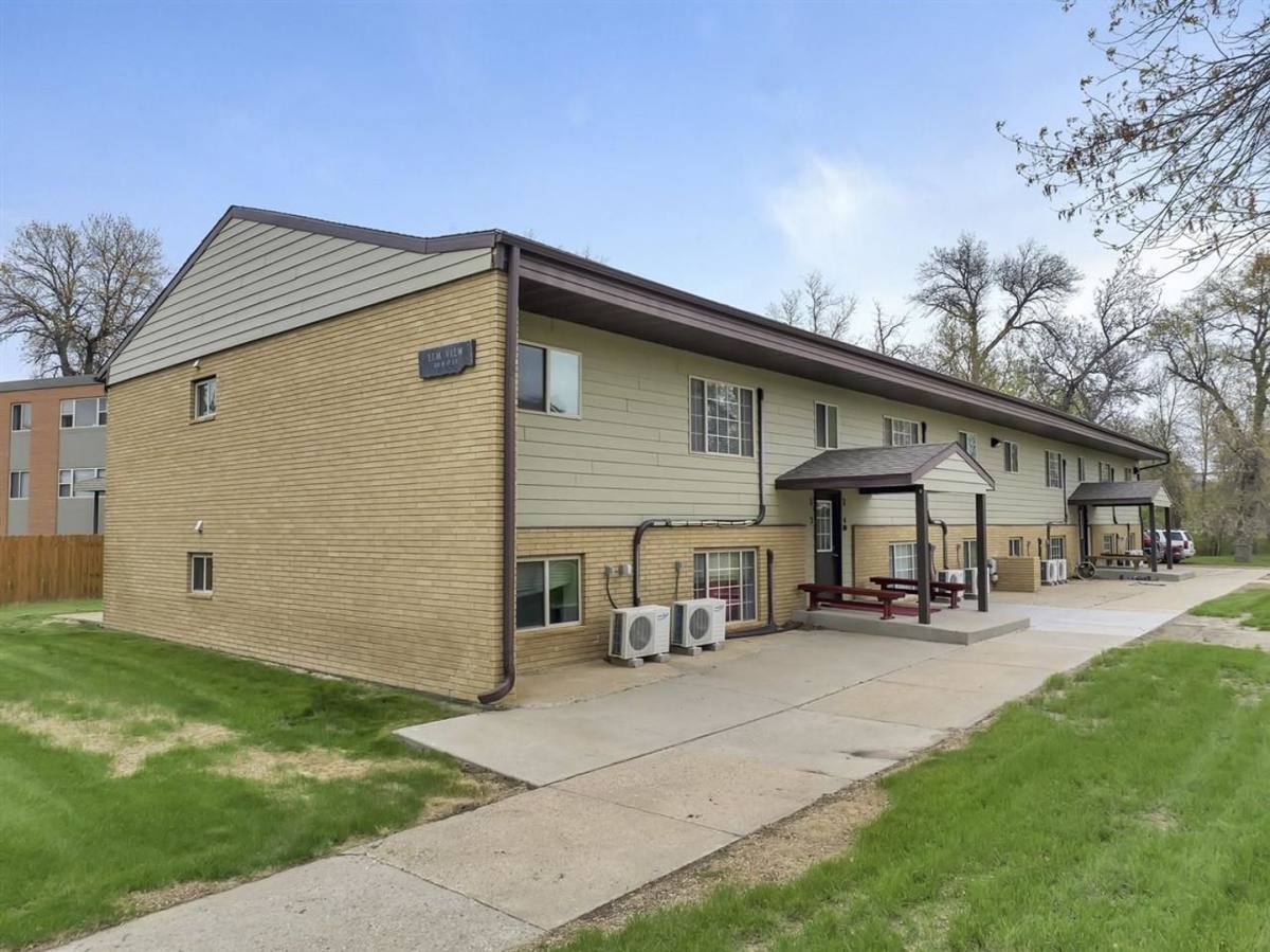 Apartment for rent at 225 19th St SE, Minot, ND 58701