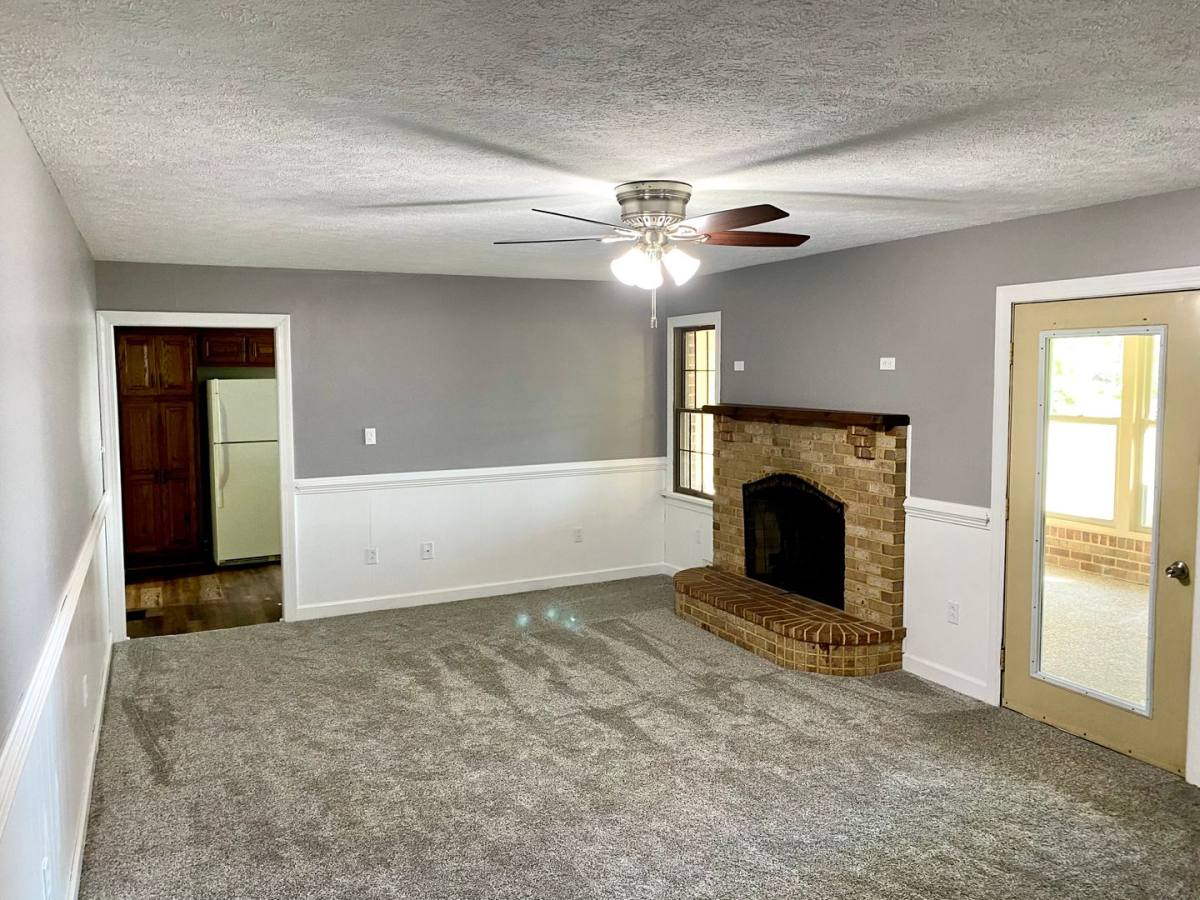 House for rent at 172 B Hunts Neck Rd, Poquoson, VA 23662
