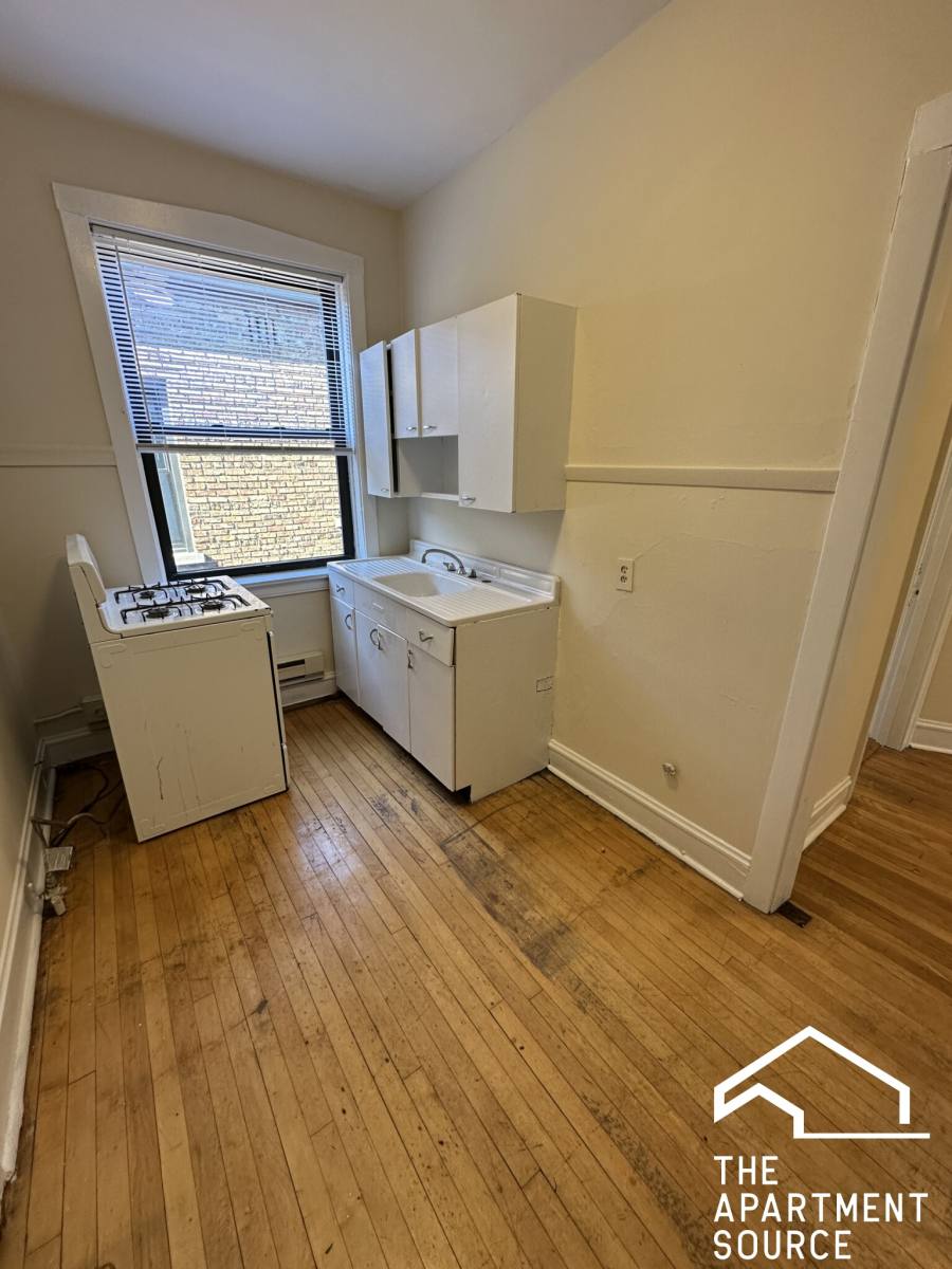 Apartment for rent at 1031 Dempster St #E3, Evanston, IL 60201
