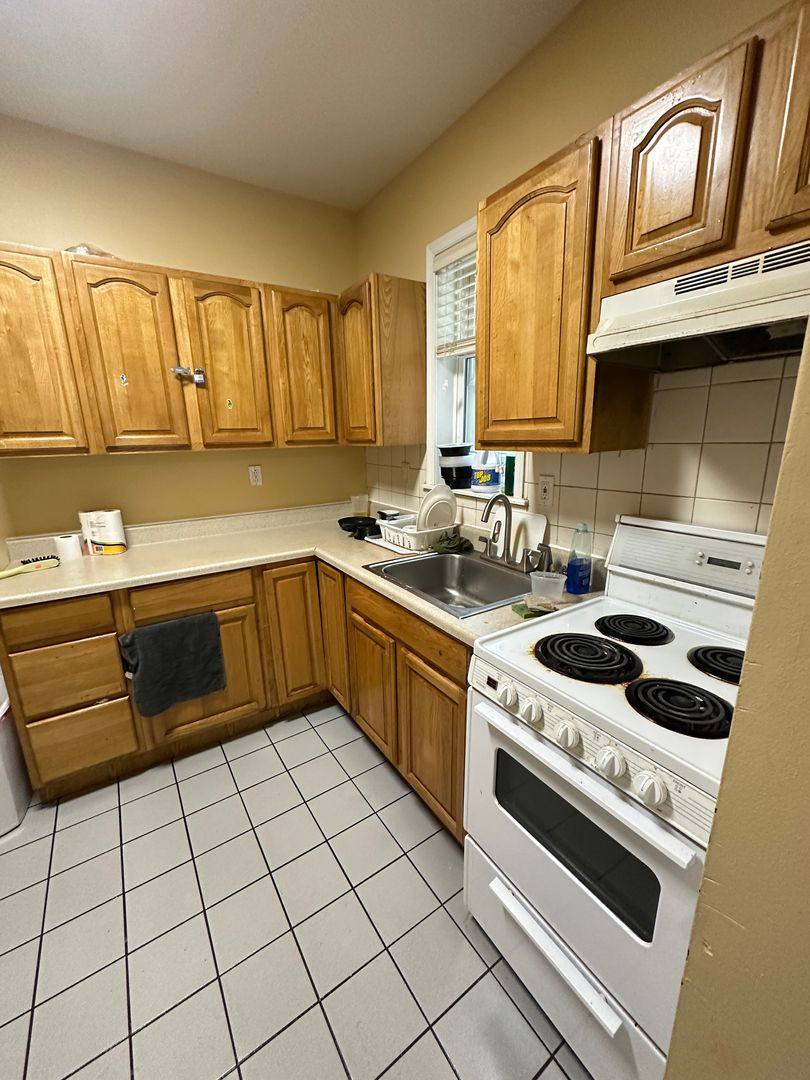 Apartment for rent at 3854 Spring Garden St, Philadelphia, PA 19104