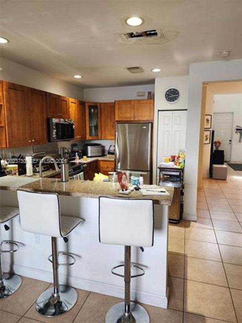 Townhouse for rent at 7510 NW 107th Place, Miami, FL 33178