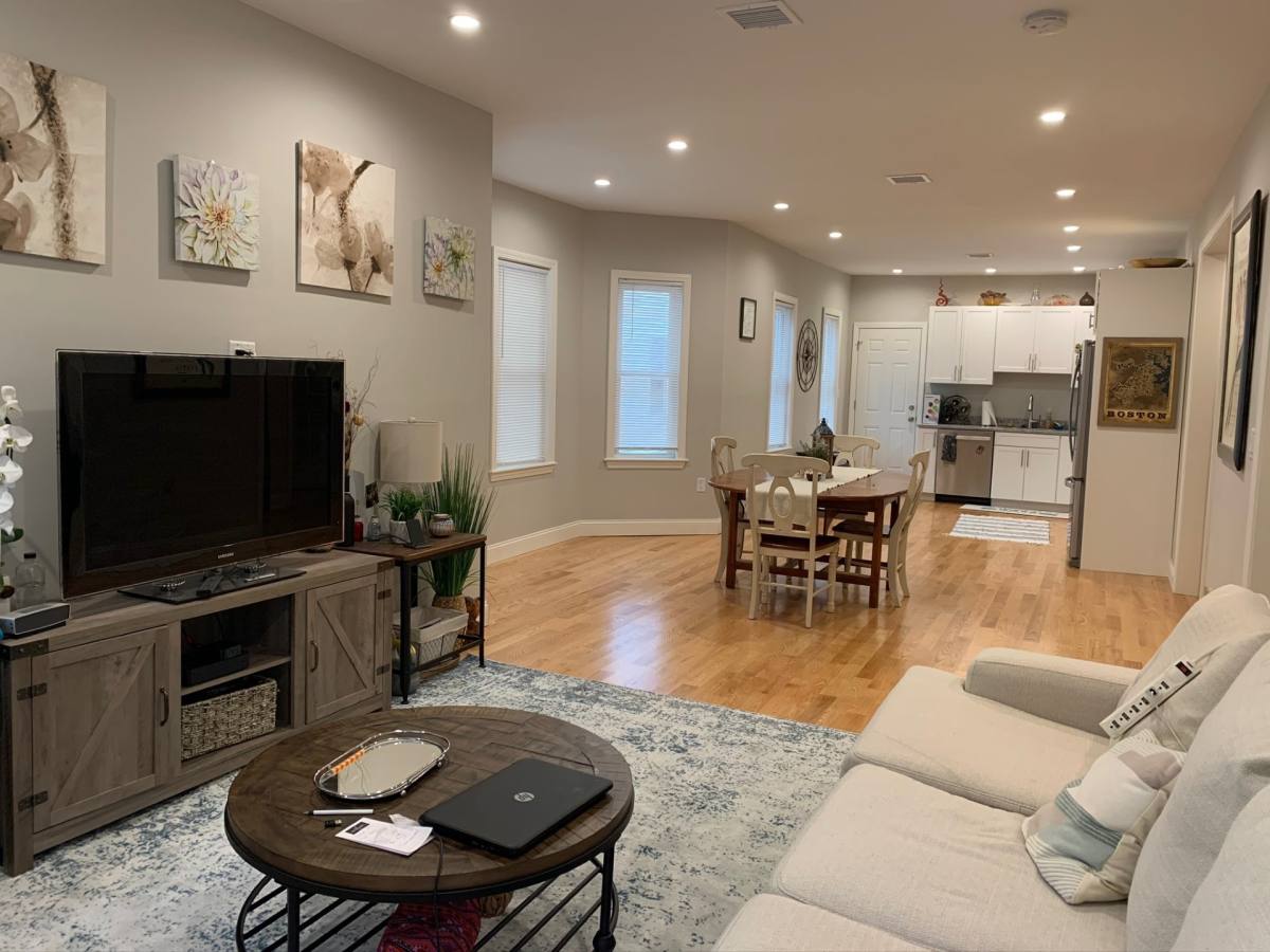 Apartment for rent at 226 Fellsway W #2, Medford, MA 02155