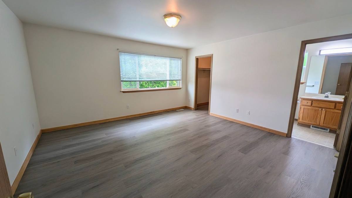 Townhouse for rent at 6906 188th St NE, Arlington, WA 98223