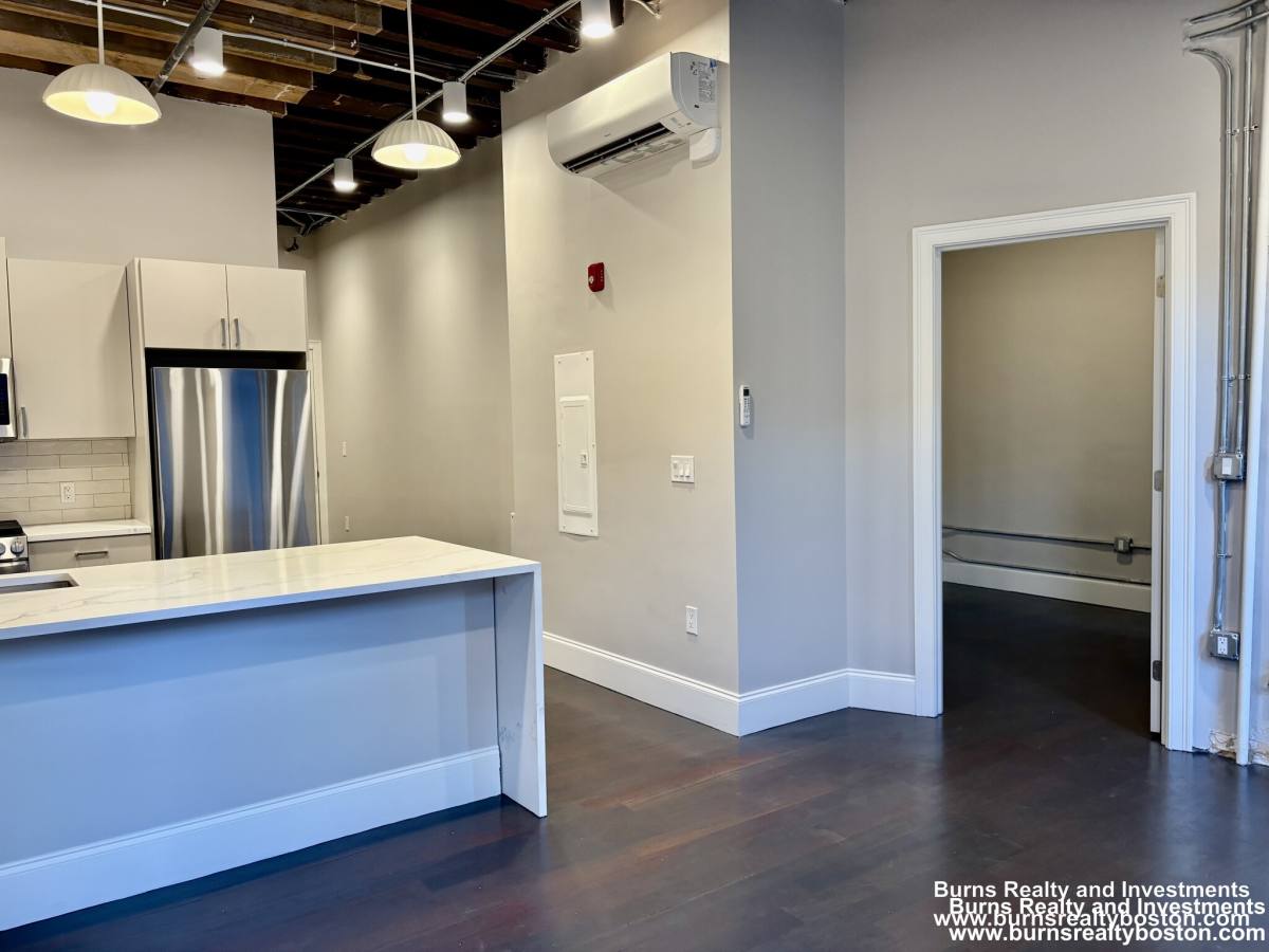 Apartment for rent at 281 Franklin St #601, Boston, MA 02110