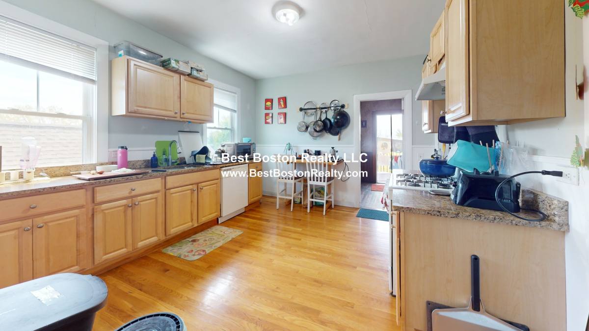Apartment for rent at 104 Highland Ave #3, Somerville, MA 02143