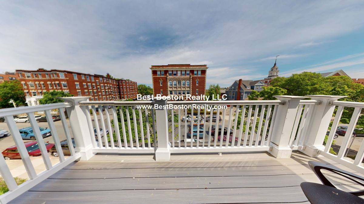 Apartment for rent at 104 Highland Ave #3, Somerville, MA 02143