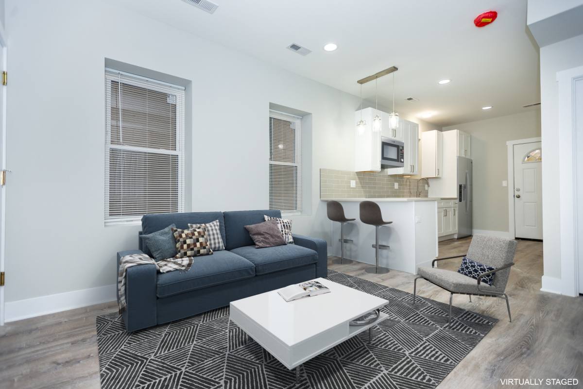 Apartment for rent at 732 N Ada St #2R, Chicago, IL 60642