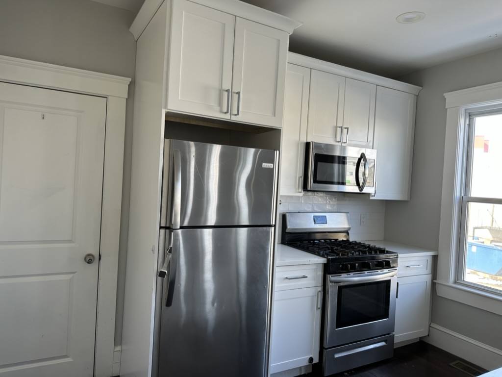 Apartment for rent at 181 Chelsea St #1, Everett, MA 02149