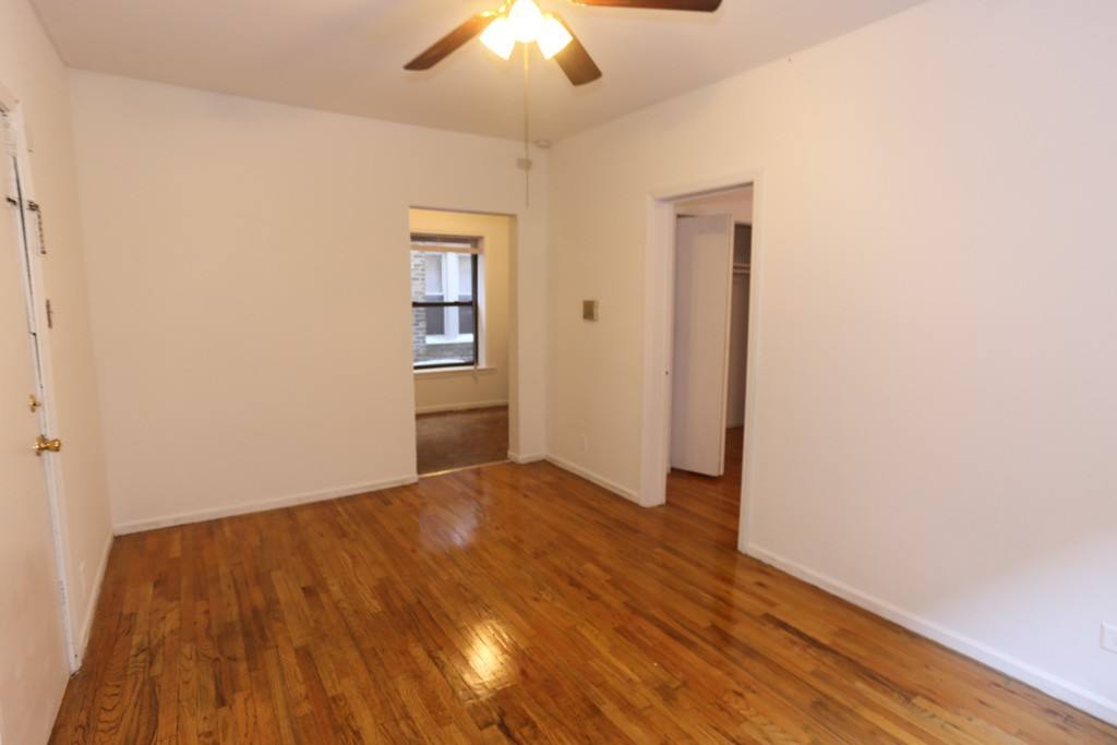 Apartment for rent at 933 Sunnyside #N3, Chicago, IL 60640
