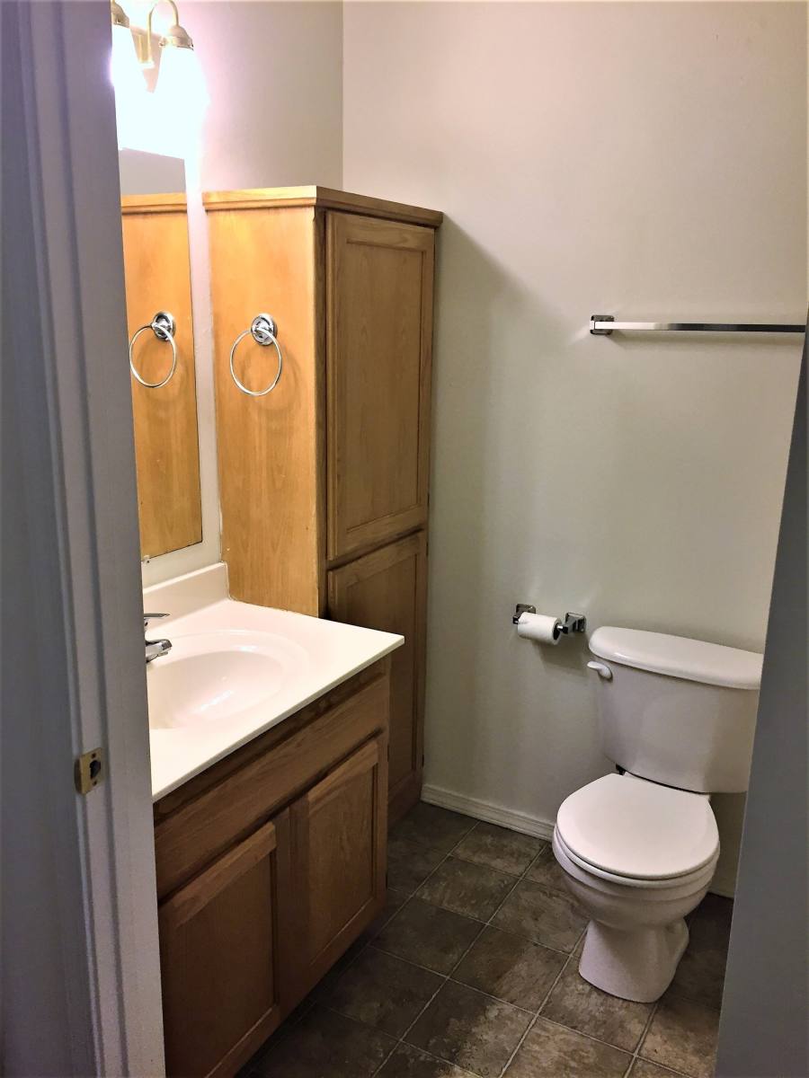 Apartment for rent at 1774 N Gregg Ave, Fayetteville, AR 72703