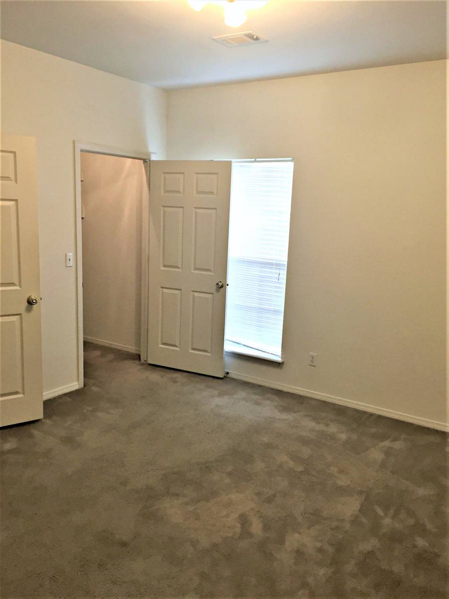 Apartment for rent at 1774 N Gregg Ave, Fayetteville, AR 72703