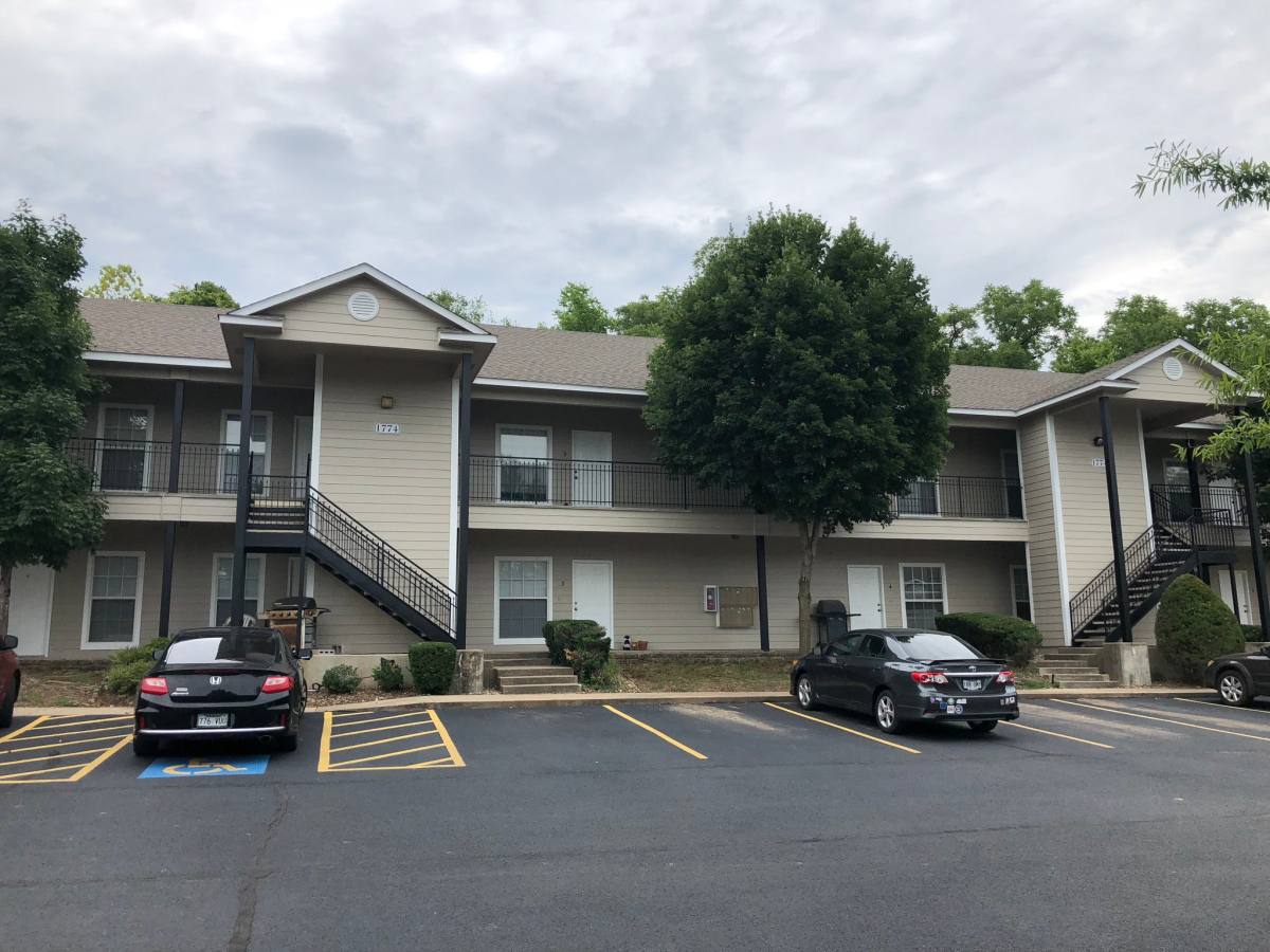 Apartment for rent at 1774 N Gregg Ave, Fayetteville, AR 72703
