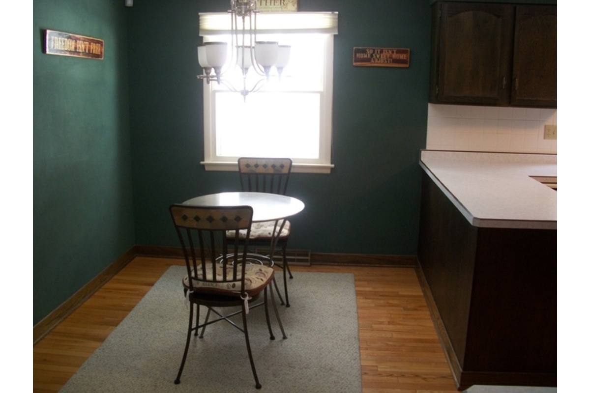 House for rent at 7733 Fireside Dr, Liverpool, NY 13090