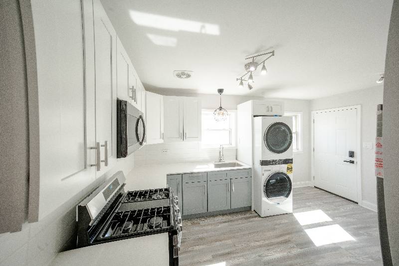 Apartment for rent at 2242 N Lavergne Ave, Chicago, IL 60639