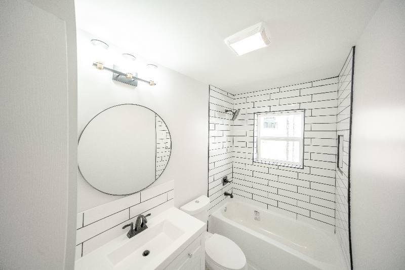 Apartment for rent at 2242 N Lavergne Ave, Chicago, IL 60639