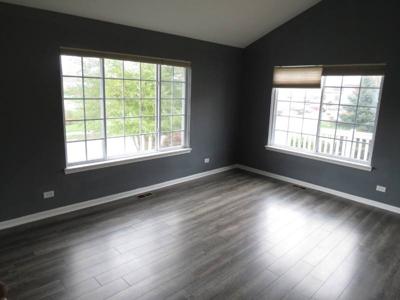 Townhouse for rent at 465 Cary Woods Circle, Cary, IL 60013