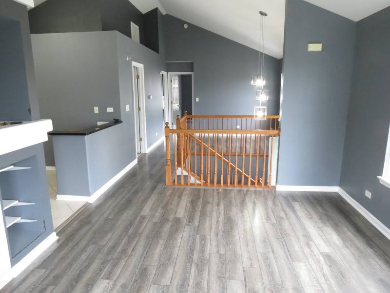 Townhouse for rent at 465 Cary Woods Circle, Cary, IL 60013