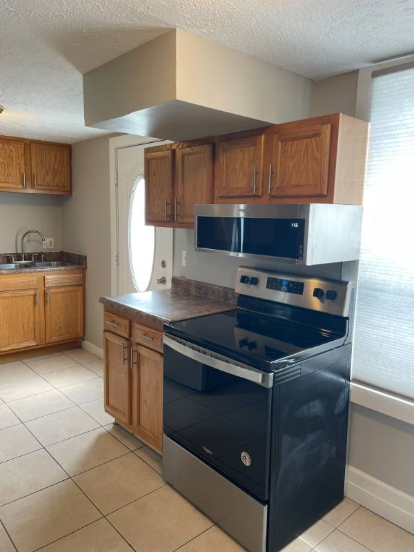 Townhouse for rent at 90 E 8th Ave #5, Columbus, OH 43201