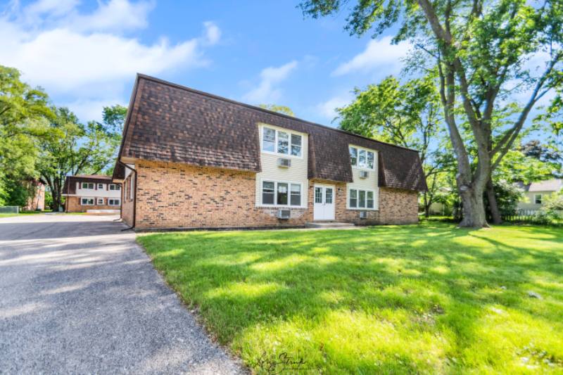 Apartment for rent at 902 3rd St #1, McHenry, IL 60050