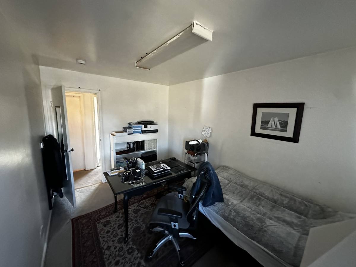 Townhouse for rent at 2199 London Dr, Glendale Heights, IL 60139
