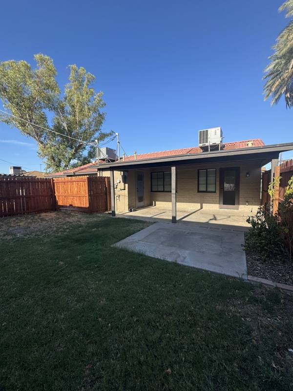 Apartment for rent at 3902 N 13th Way, Phoenix, AZ 85014