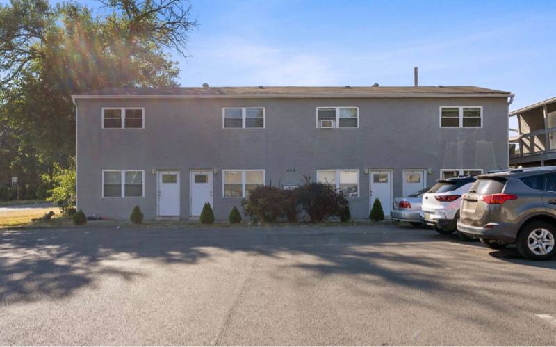 Townhouse for rent at 464 E Norwich Ave #D, Columbus, OH 43201