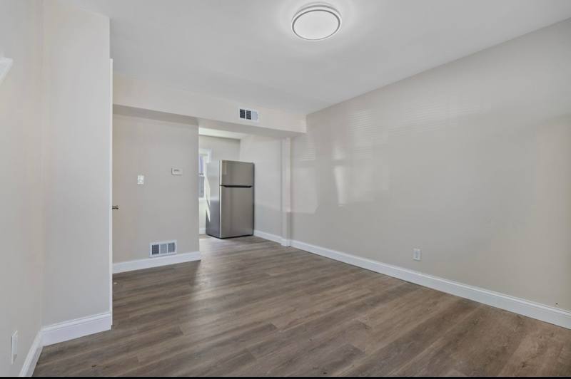 Townhouse for rent at 464 E Norwich Ave #D, Columbus, OH 43201