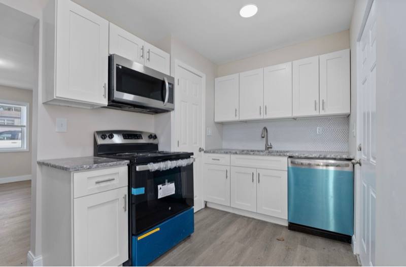 Townhouse for rent at 464 E Norwich Ave #D, Columbus, OH 43201