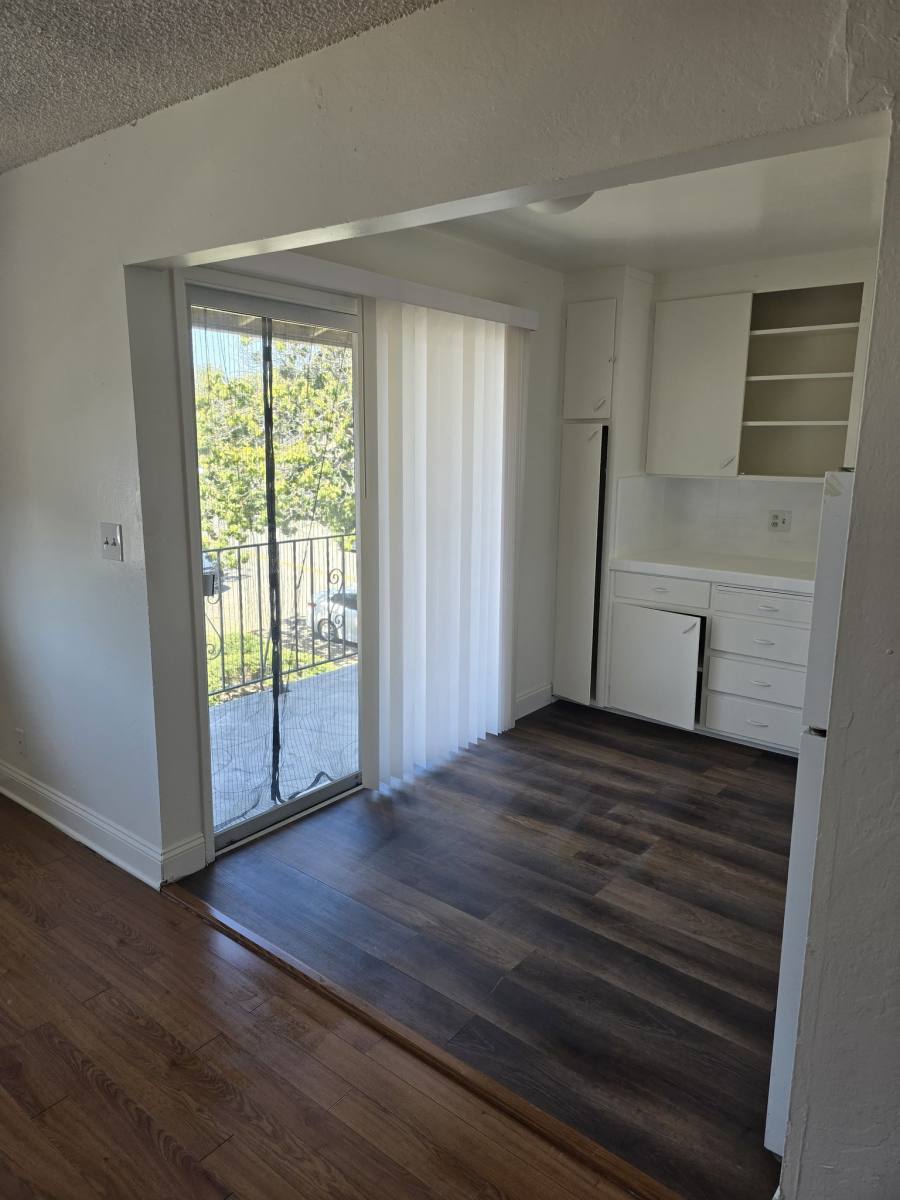 Apartment for rent at 947 Tamarack Lane, Sunnyvale, CA 94086