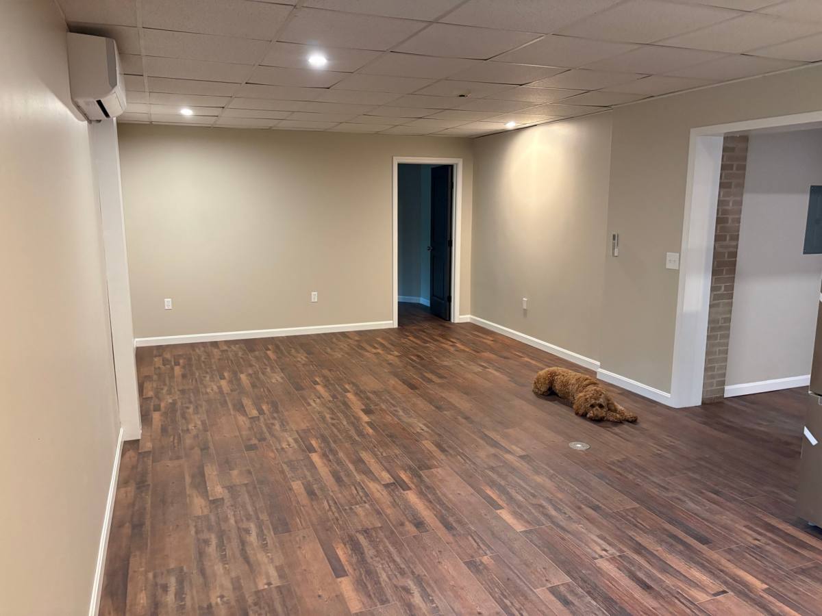 Apartment for rent at 202 Maplewwod #4, East Liverpool, OH 43920