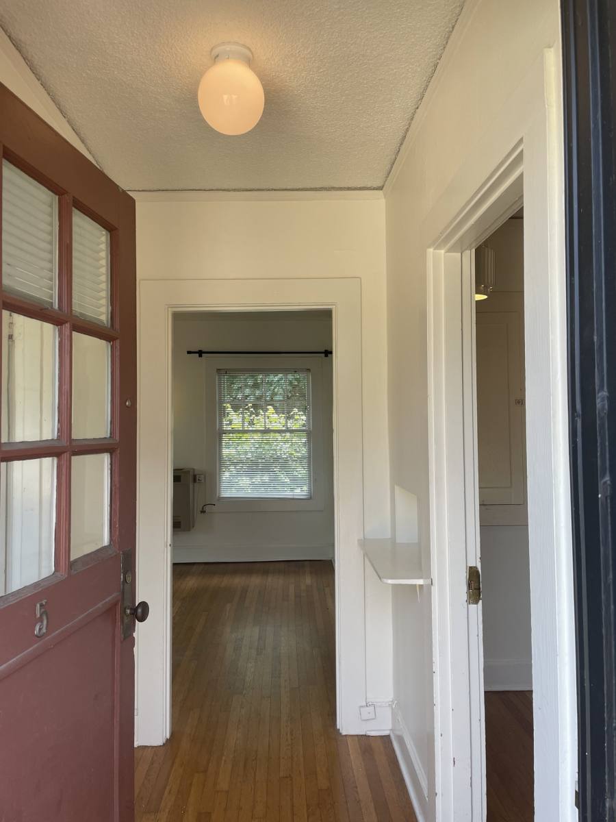 Apartment for rent at 1635 NW 25th Ave #5, Portland, OR 97210