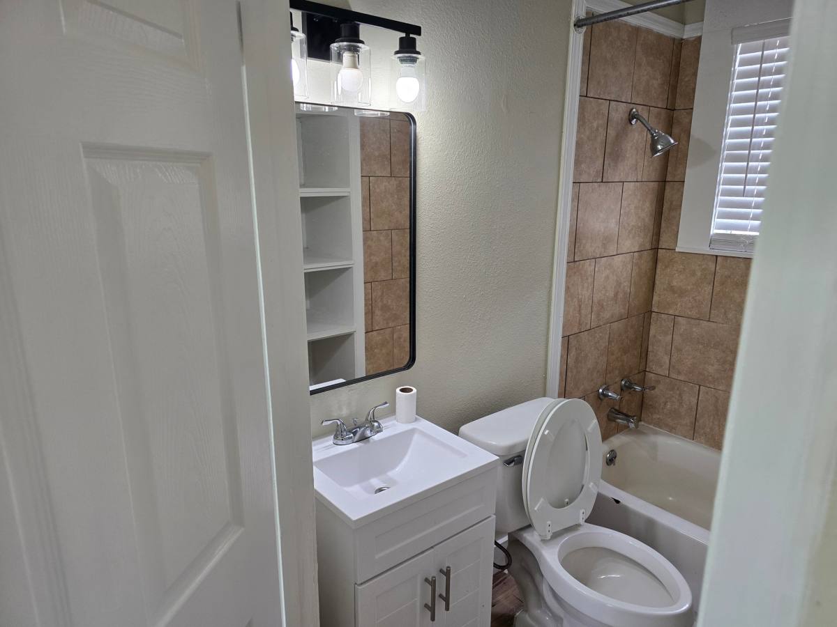 Apartment for rent at 614 Fairview Ave #7, Greenville, MS 38701