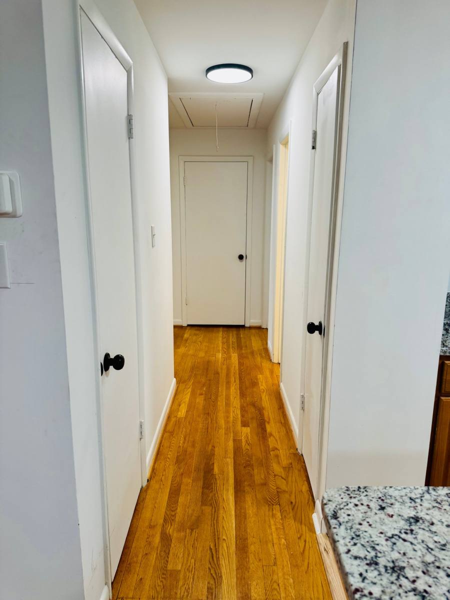 Townhouse for rent at 1216 W Leigh St, Richmond, VA 23220
