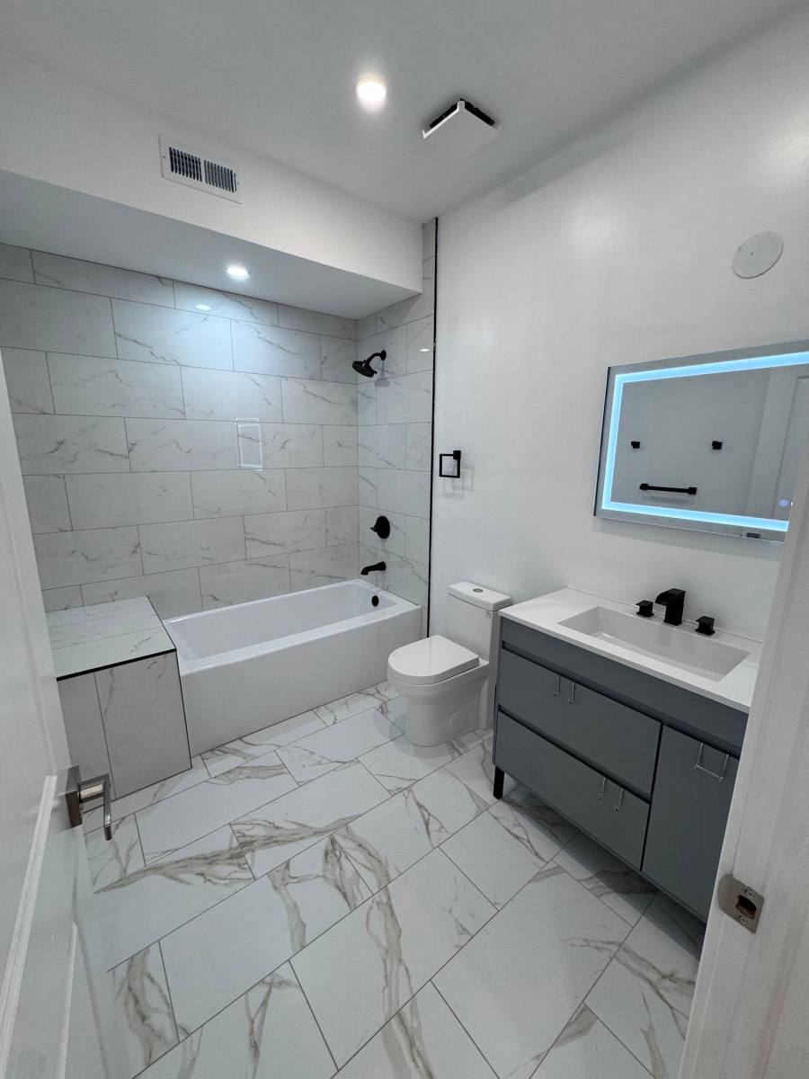 Apartment for rent at 647 N 16th St #2, Philadelphia, PA 19130