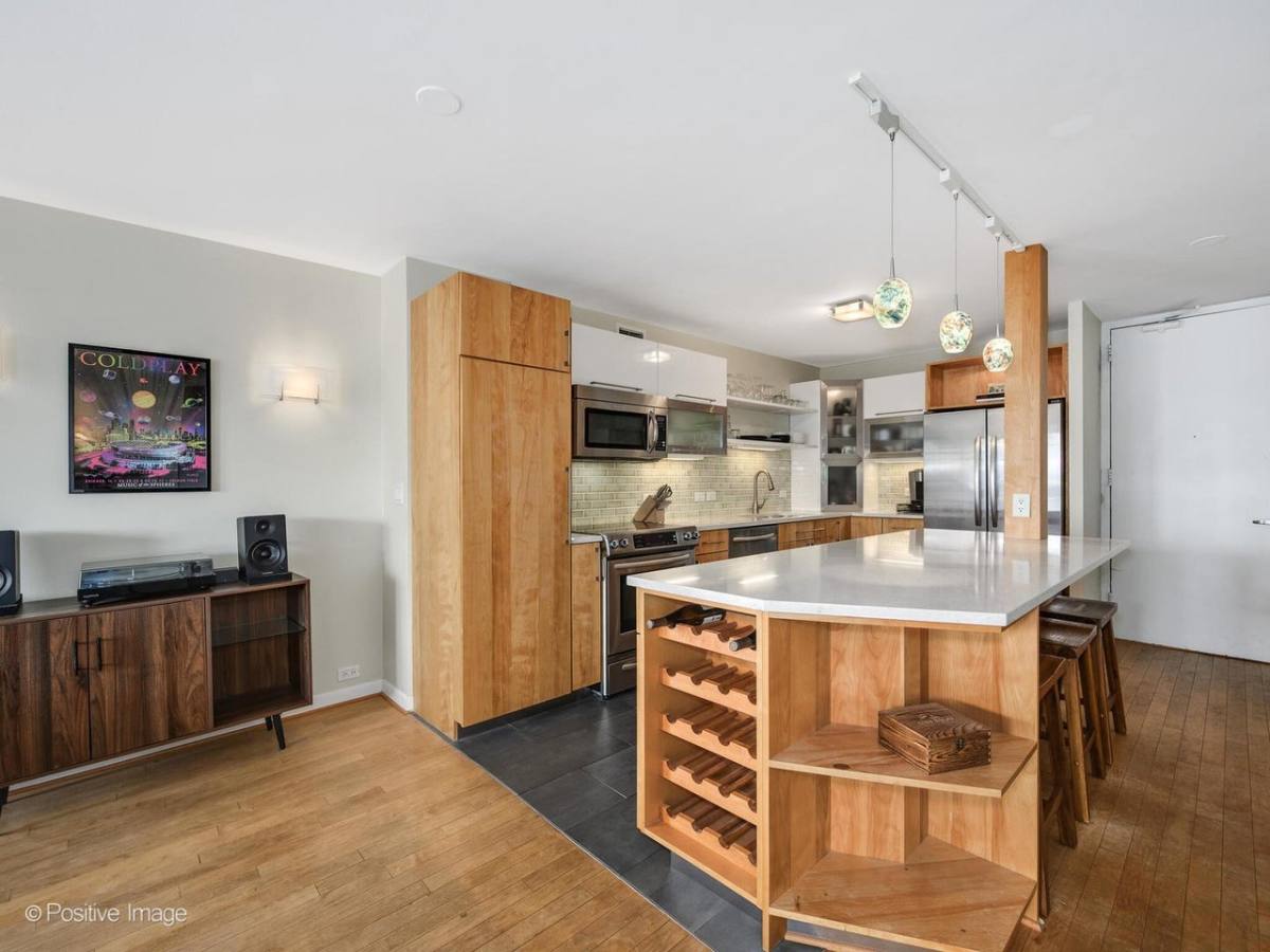 Apartment for rent at 2020 N Lincoln Park W #28KL, Chicago, IL 60614