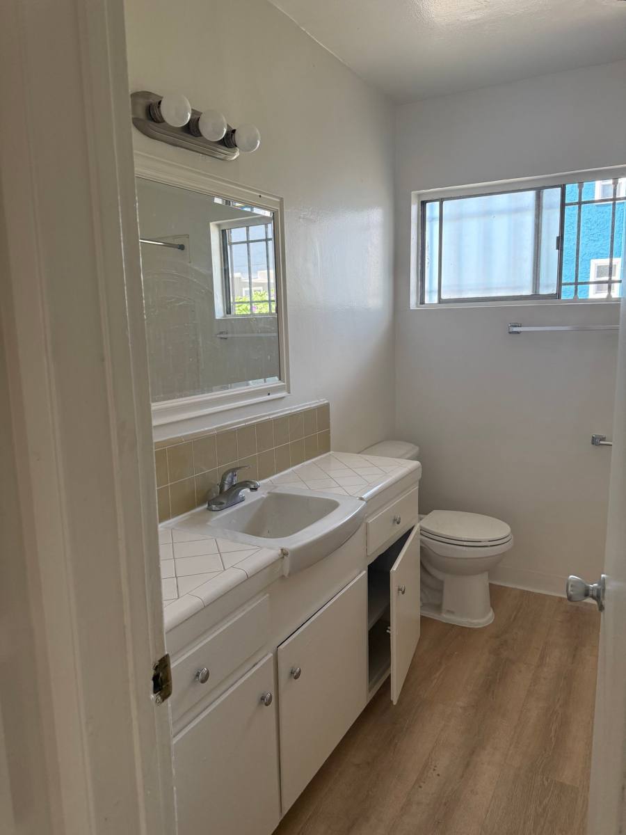Apartment for rent at 1538 N Detroit St #2, Los Angeles, CA 90046