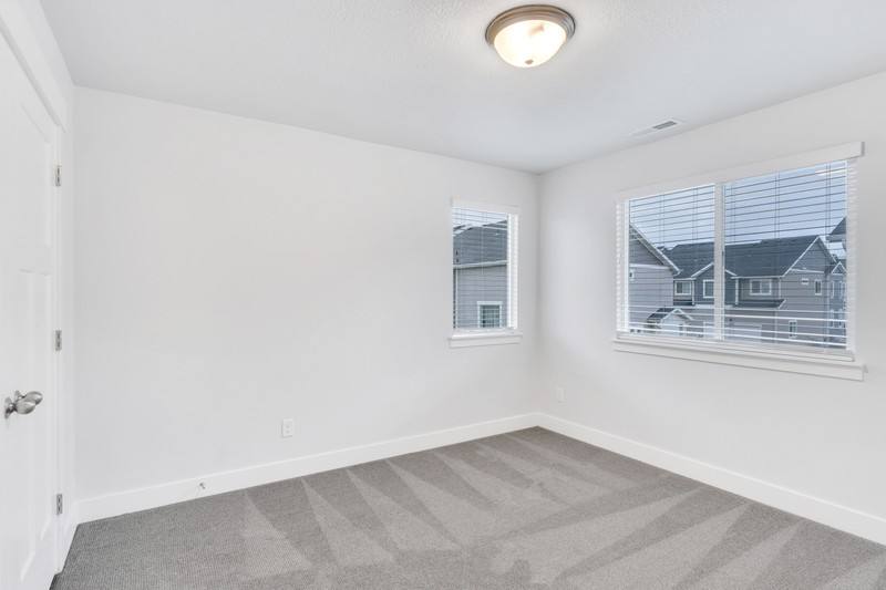 Townhouse for rent at 1613 N 3740 W, Lehi, UT 84043