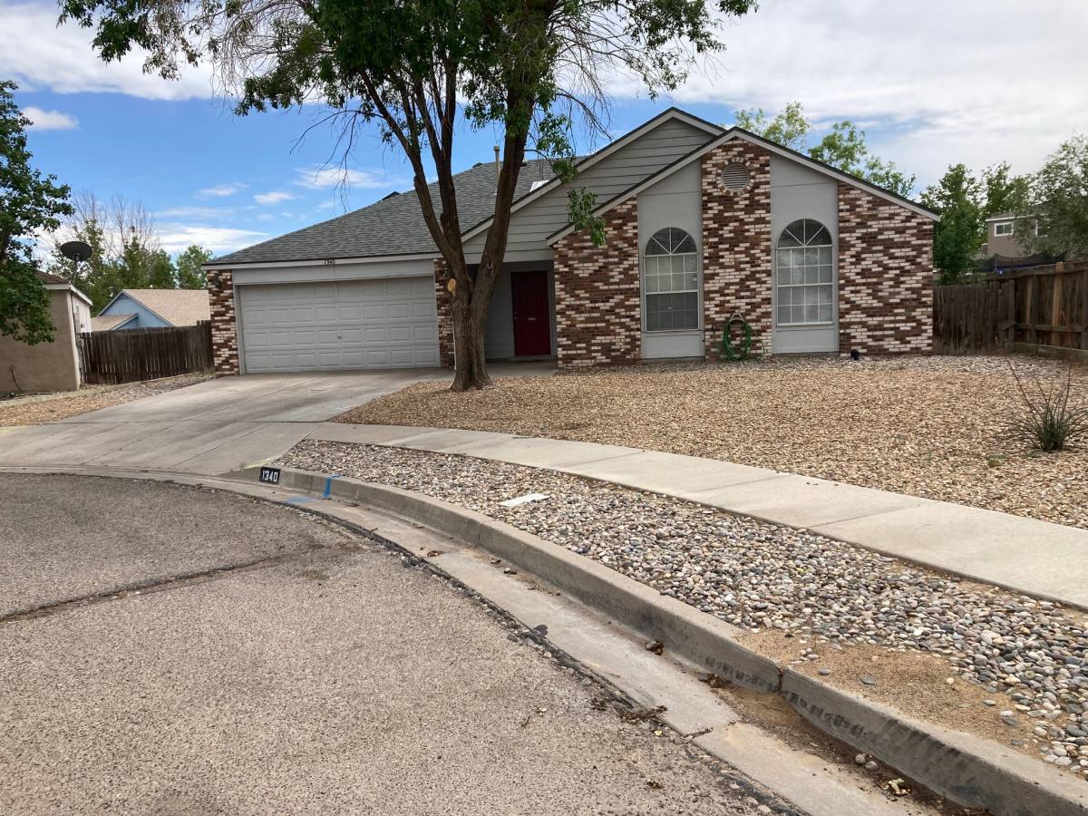 House for rent at 1340 Bellflower Dr NE, Rio Rancho, NM 87144