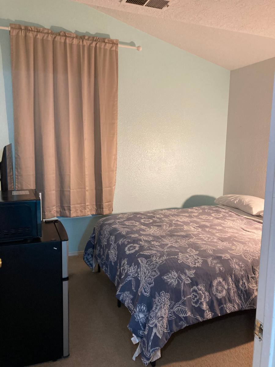House for rent at 1340 Bellflower Dr NE, Rio Rancho, NM 87144