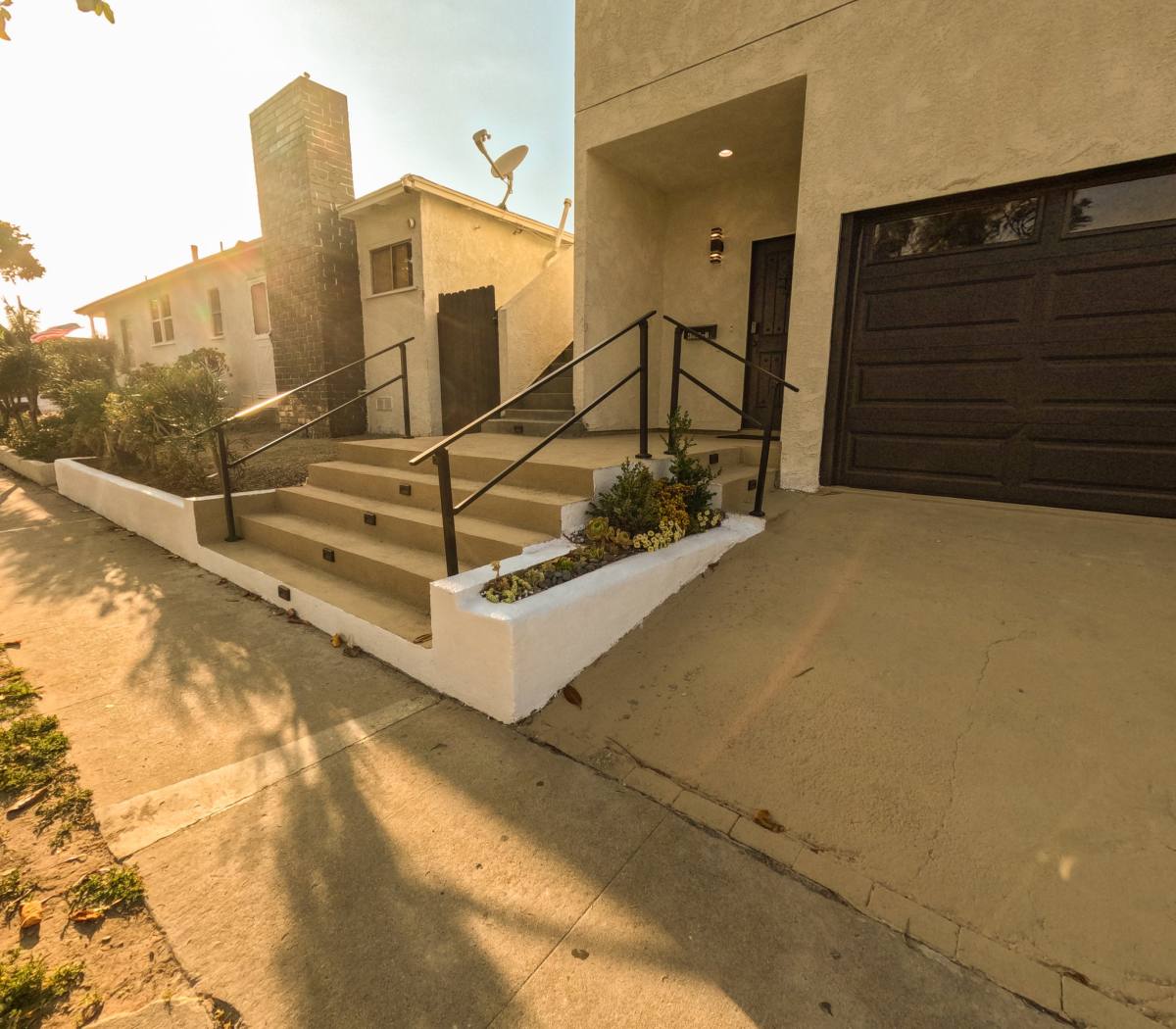 Apartment for rent at 4904 Coke Ave #1, Lakewood, CA 90712