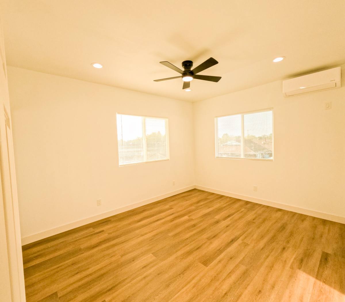 Apartment for rent at 4904 Coke Ave #2, Lakewood, CA 90712
