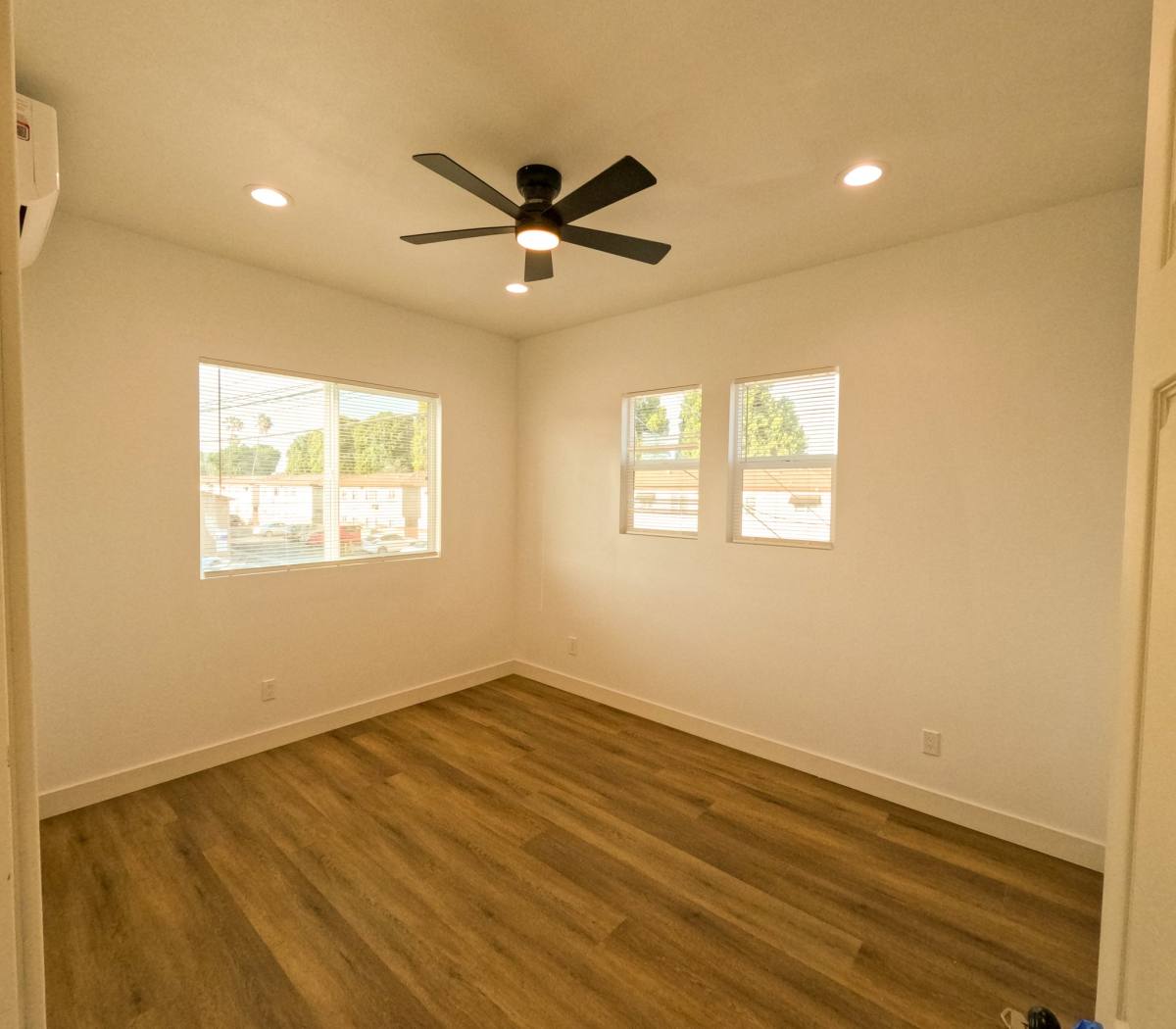 Apartment for rent at 4904 Coke Ave #2, Lakewood, CA 90712