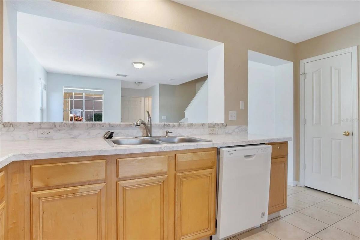 Townhouse for rent at 2533 Harn Blvd #4, Clearwater, FL 33764