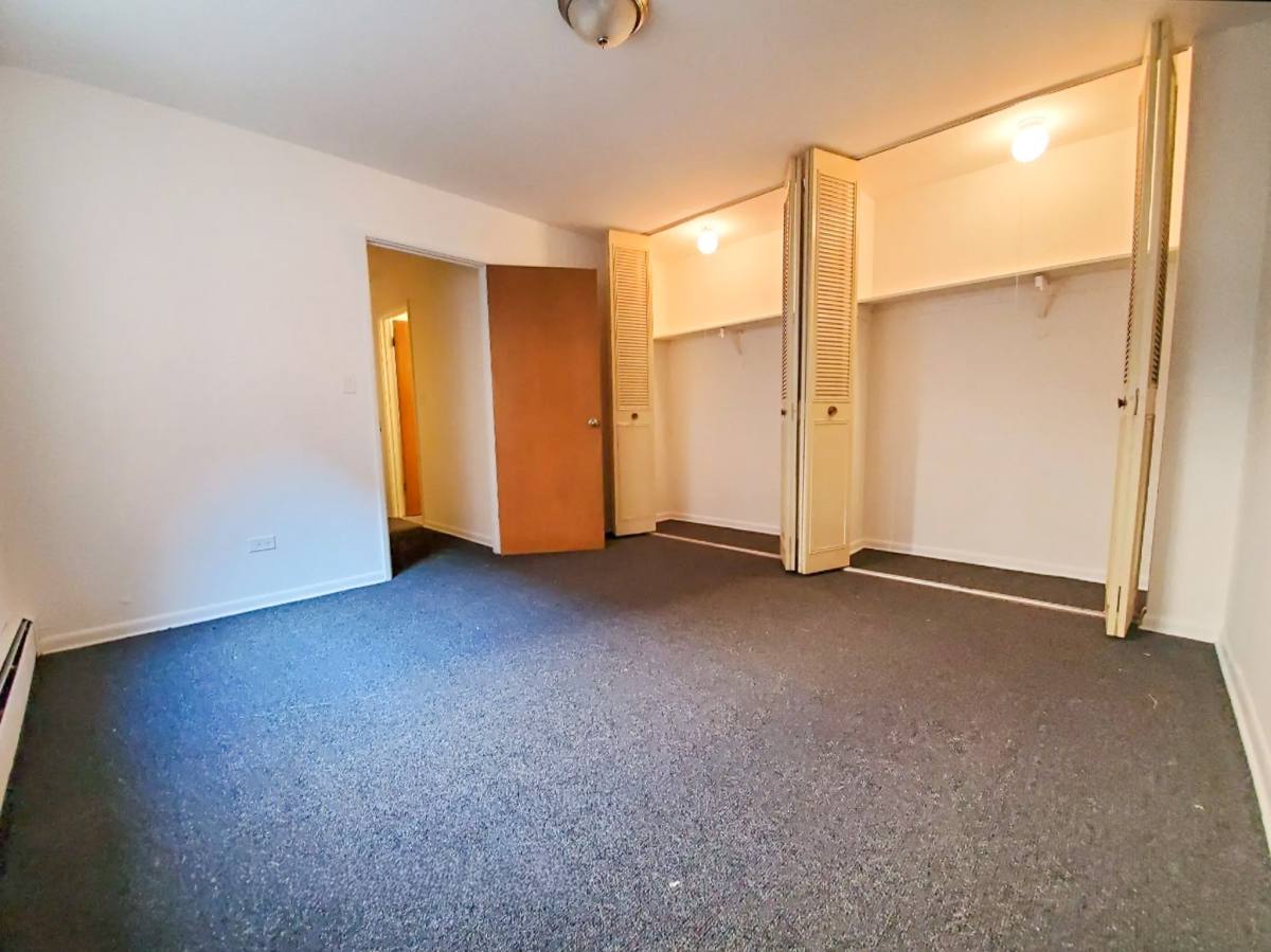 Apartment for rent at 520 Aldine #3, Chicago, IL 60657