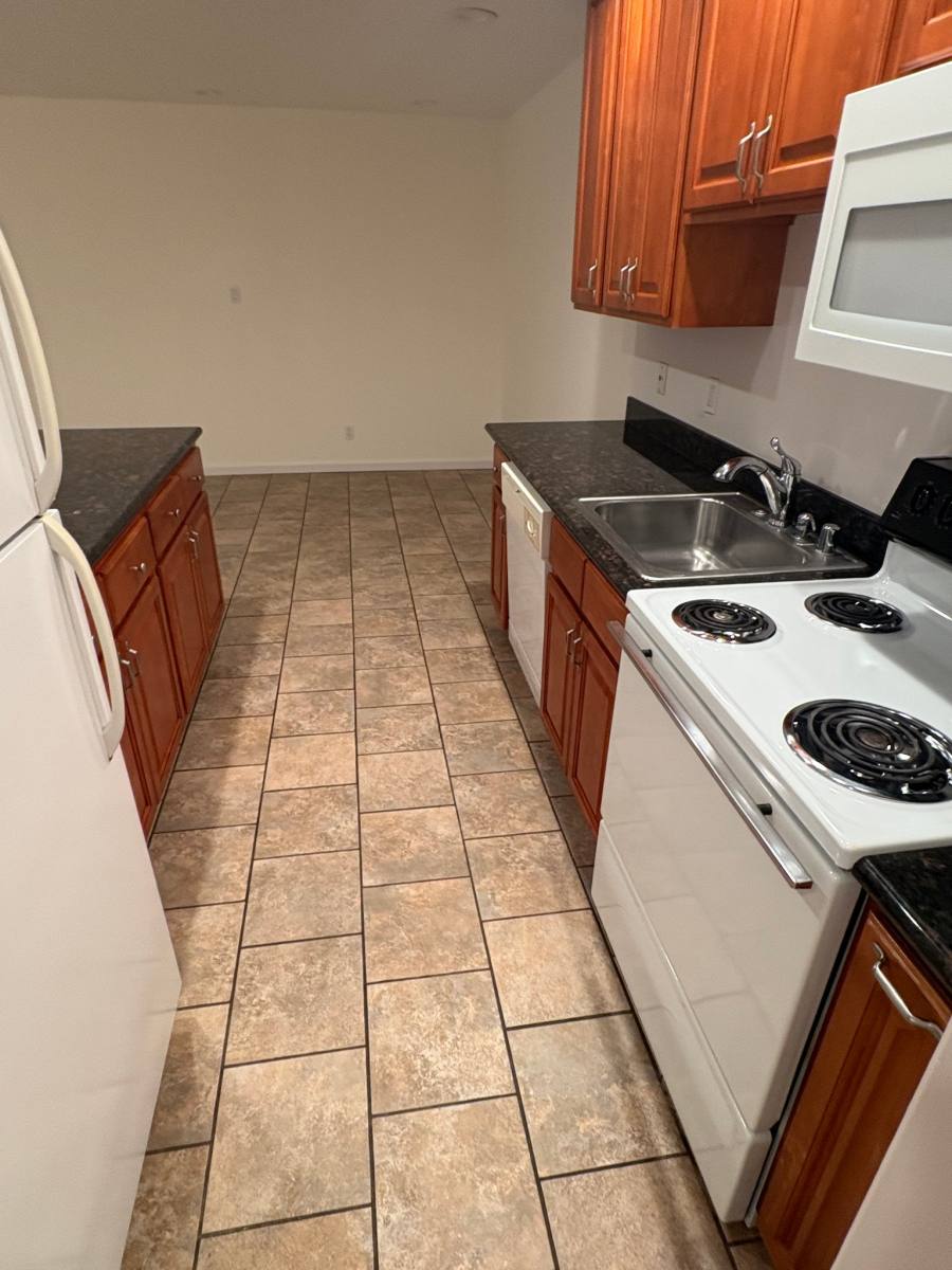 Apartment for rent at 3840 Howe St #106, Oakland, CA 94611