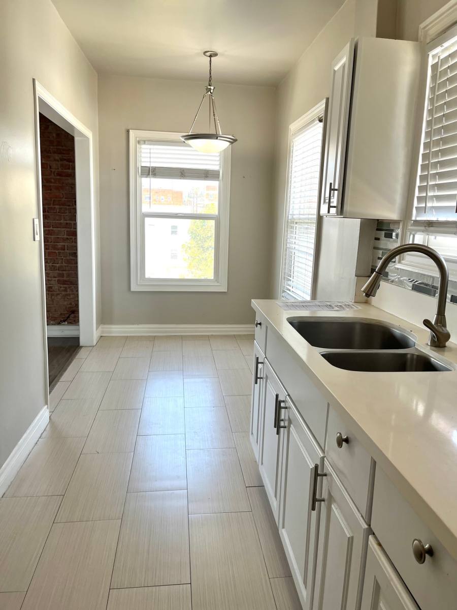 Apartment for rent at 250 S Kenmore Ave #408, Los Angeles, CA 90004
