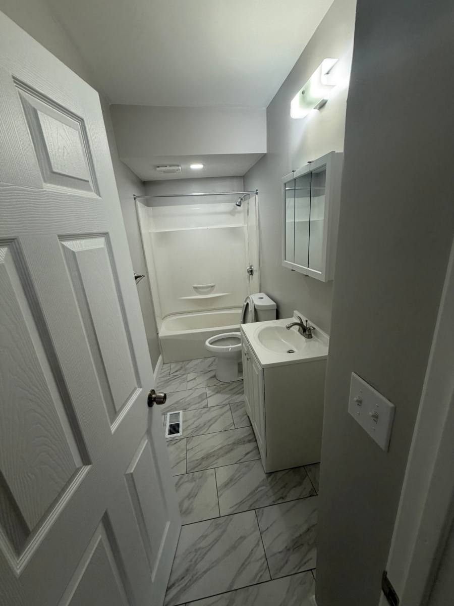 Apartment for rent at 11 Caroline St #1, Worcester, MA 01604